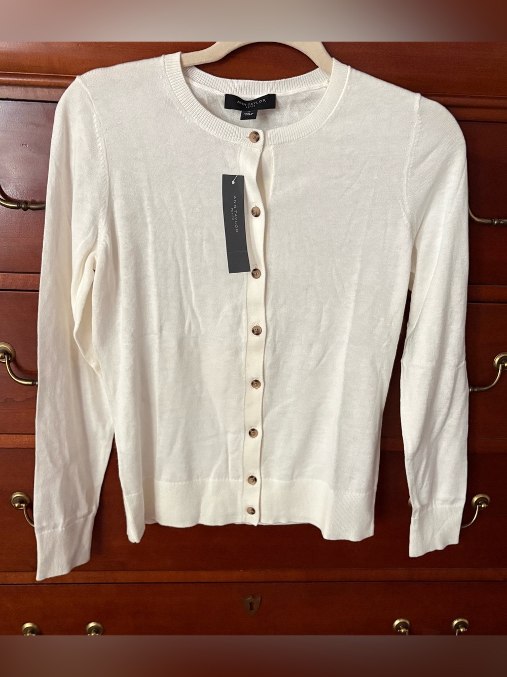 NEW Ann Taylor Cardigan Crew Neck Button Up Cardigan Sweater Size S White Ivory